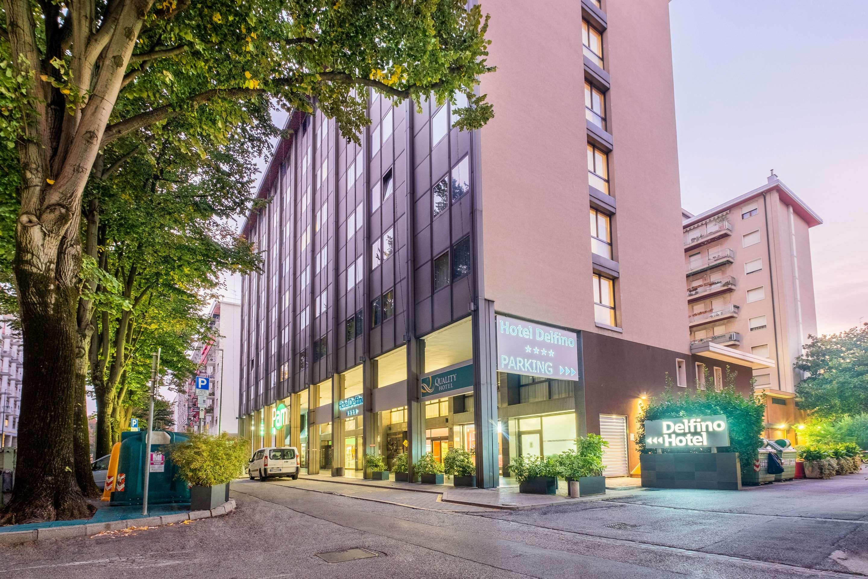 Quality Hotel Delfino Venezia Mestre Esterno foto