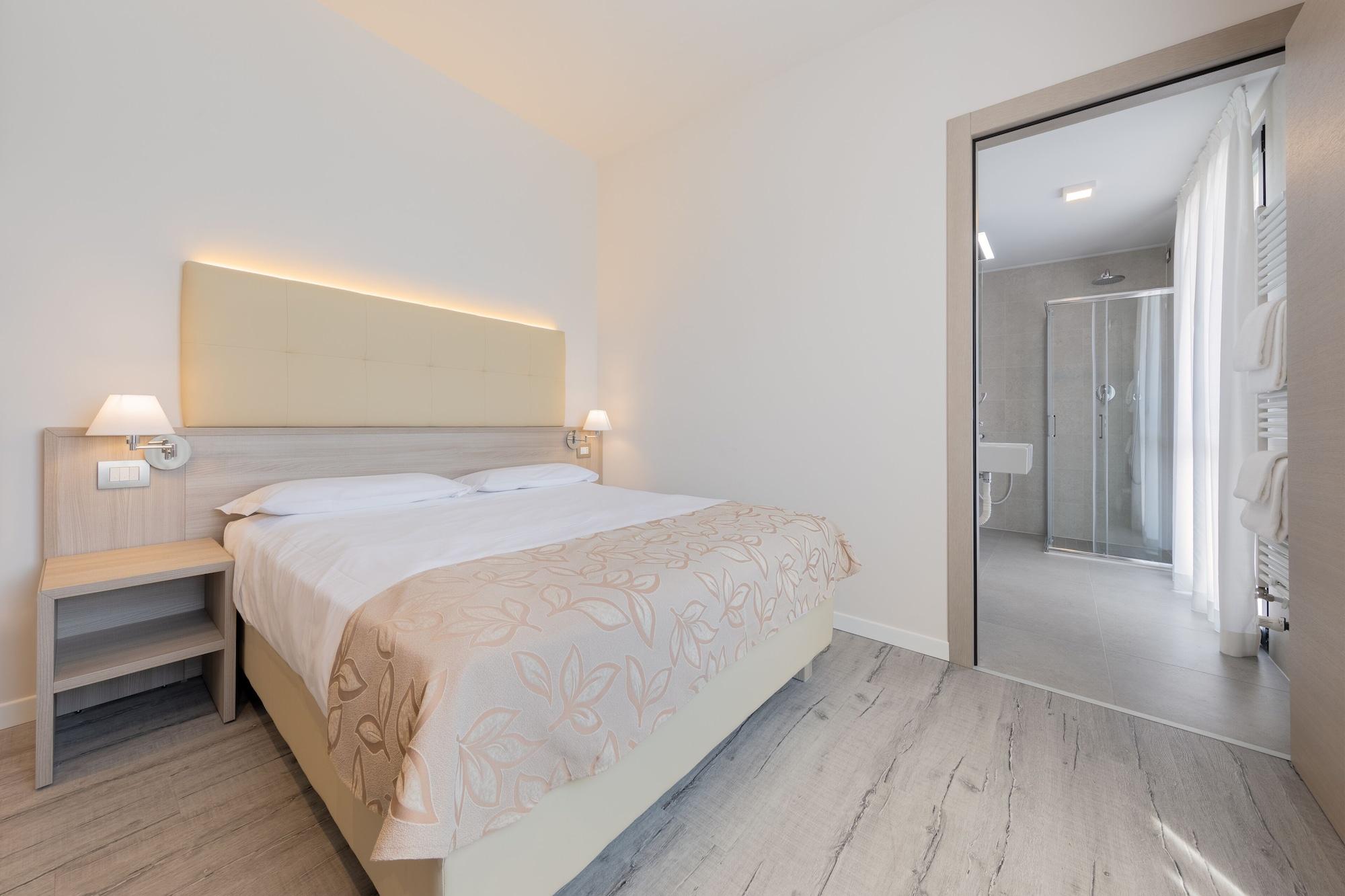 Quality Hotel Delfino Venezia Mestre Esterno foto